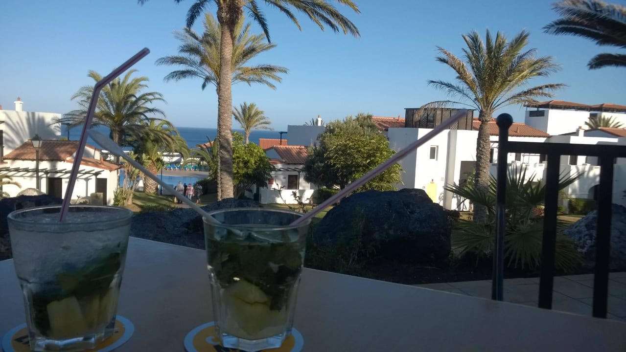 Cocktail mit Ausblick TUI MAGIC LIFE Fuerteventura