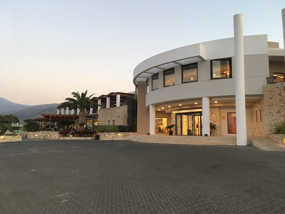 Außenansicht Grand Hotel Holiday Resort