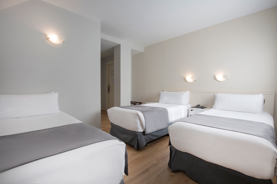 Zimmer Hotel Camel·lot