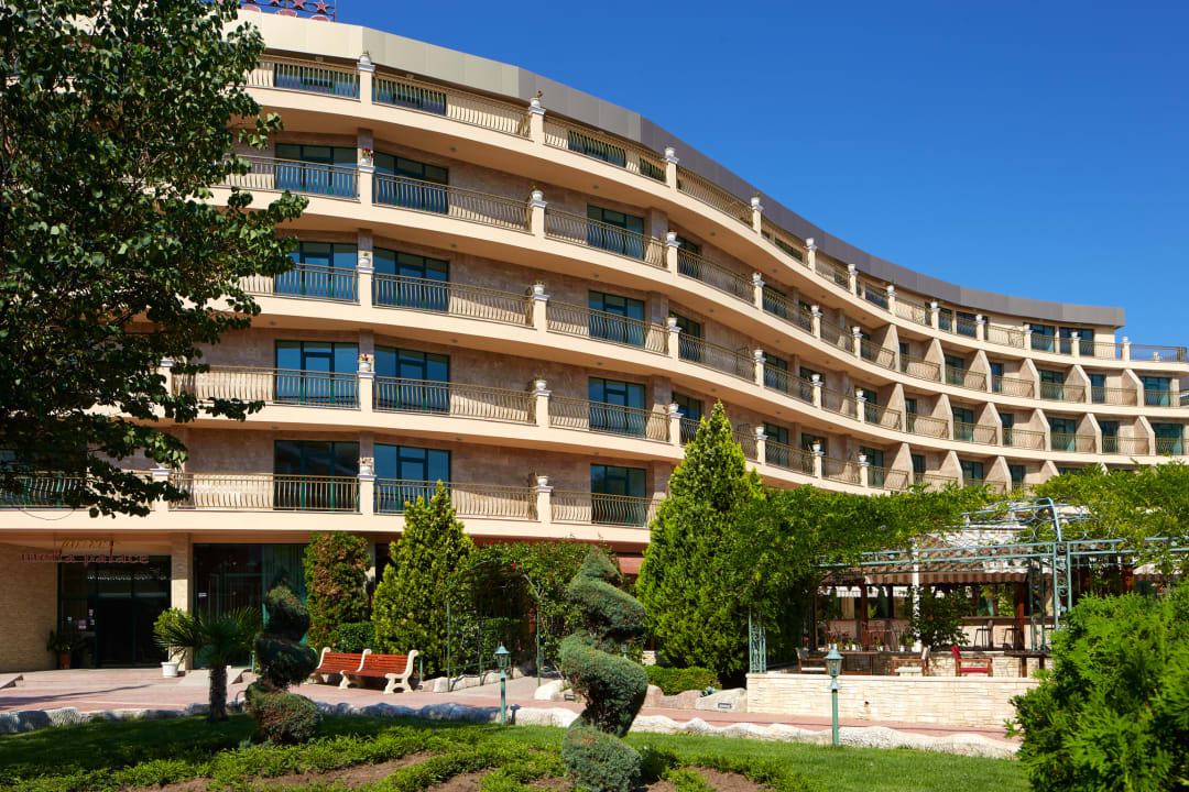 Außenansicht Hotel Mena Palace
