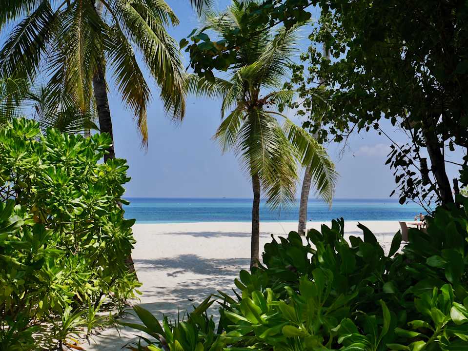 Strand Kuredu Island Resort & Spa