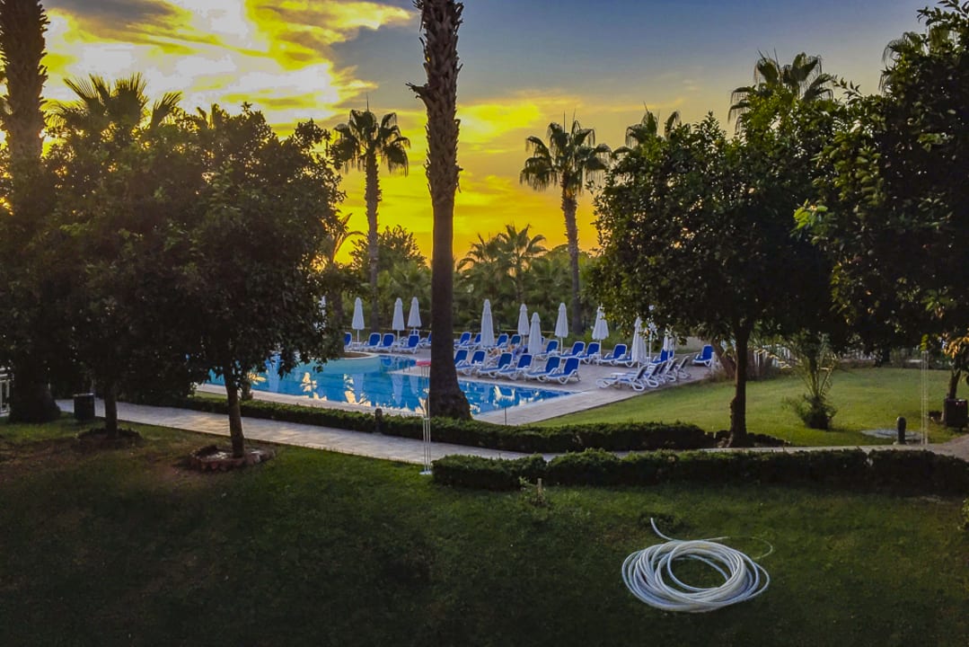 Pool Hotel Grand Side