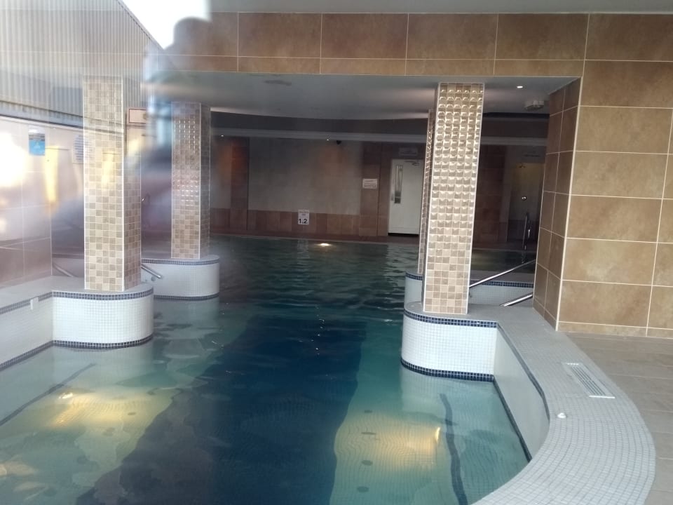 Pool Royal Hotel & Leisure Center - Bray