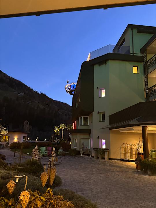 Außenansicht Quellenhof Luxury Resort Passeier