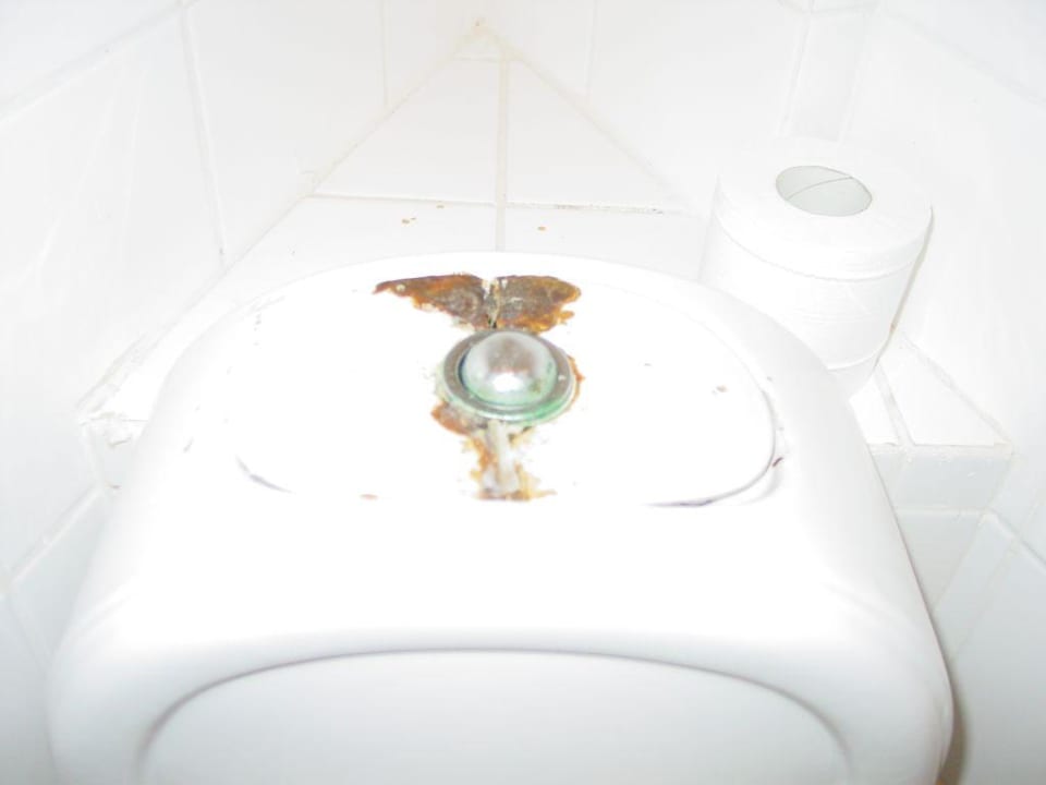 WC Sunshine Village Hotel