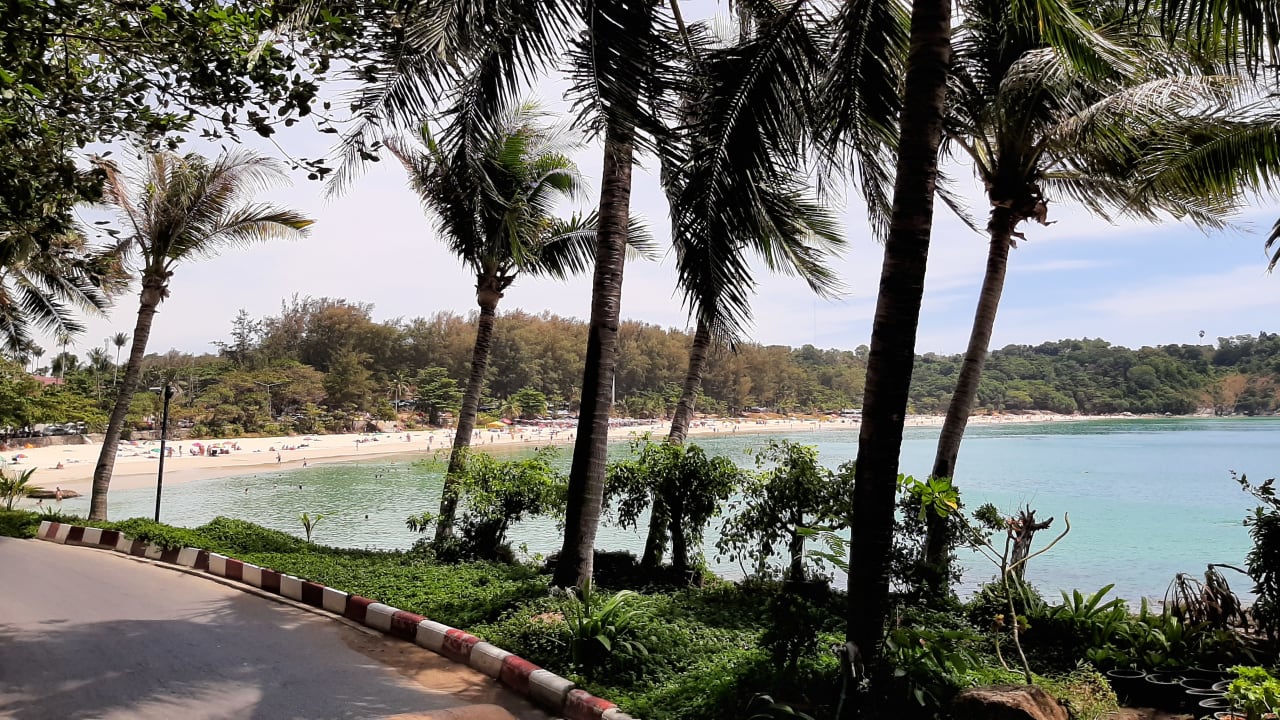 Strand Hotel Rawai Palm Beach Resort