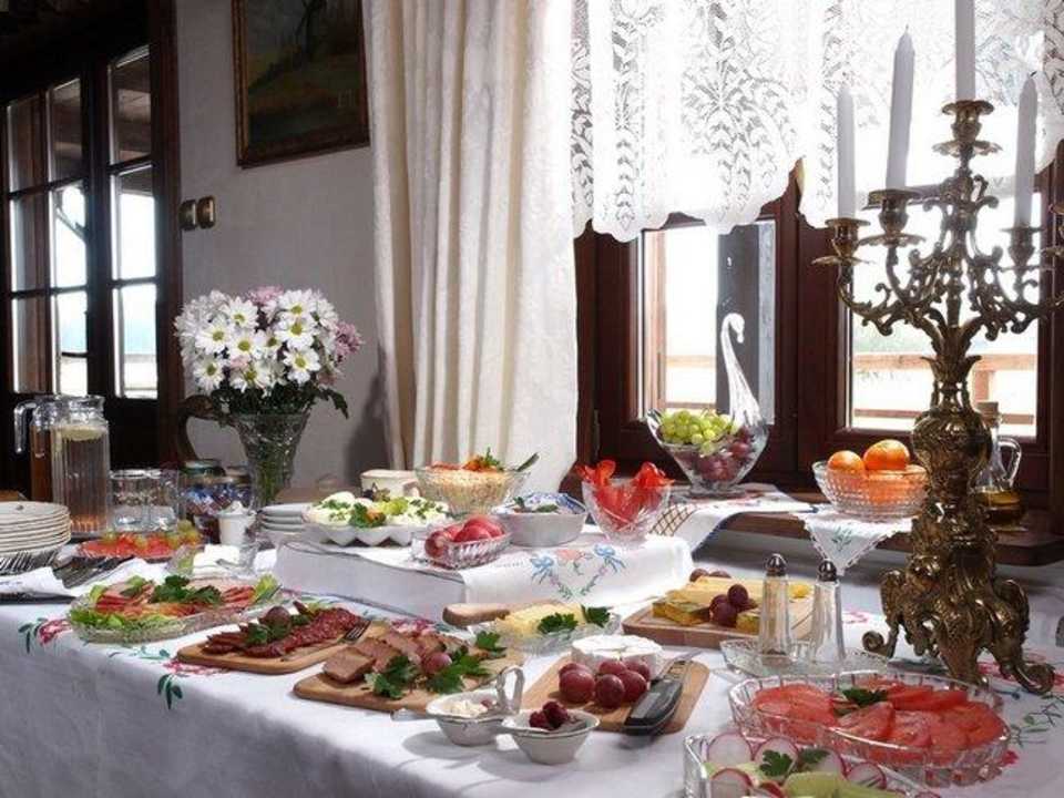 Śniadanie w Stanicy Dwór Stanica Rzeczna Łabędzie