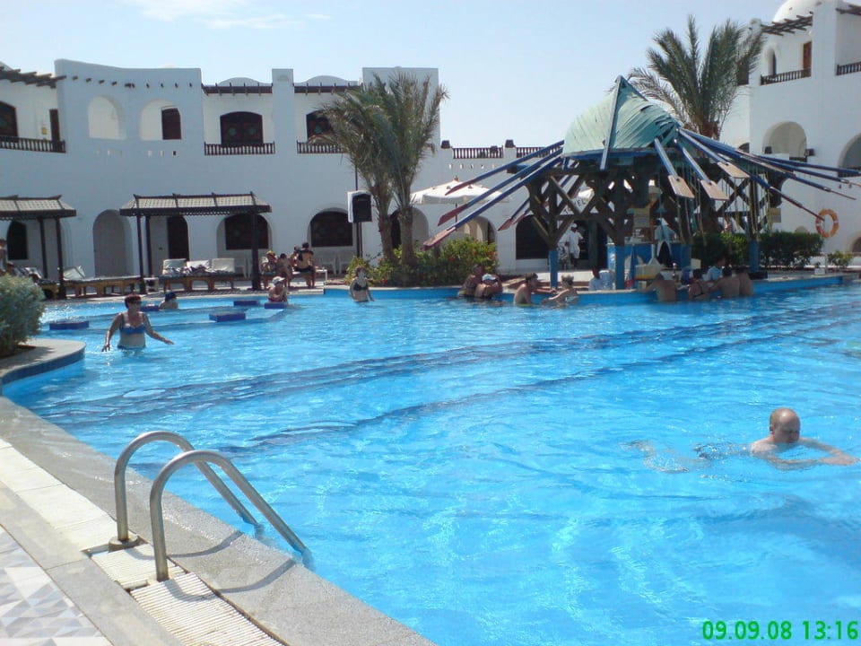 Grosser Pool Arabella Azur Resort