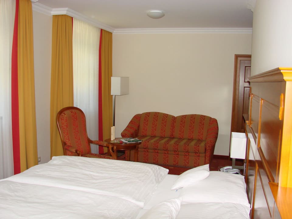 Gesamtansicht Wasserschloss Mellenthin