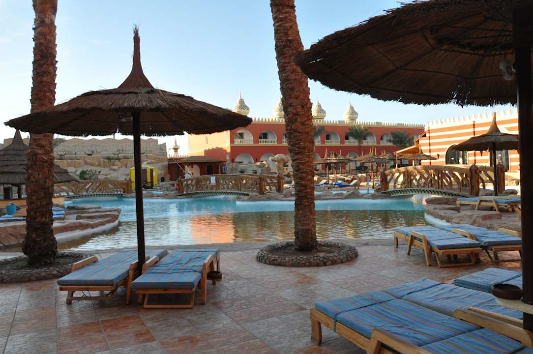 Активный бассейн Pickalbatros Alf Leila Wa Leila Resort - Neverland Hurghada