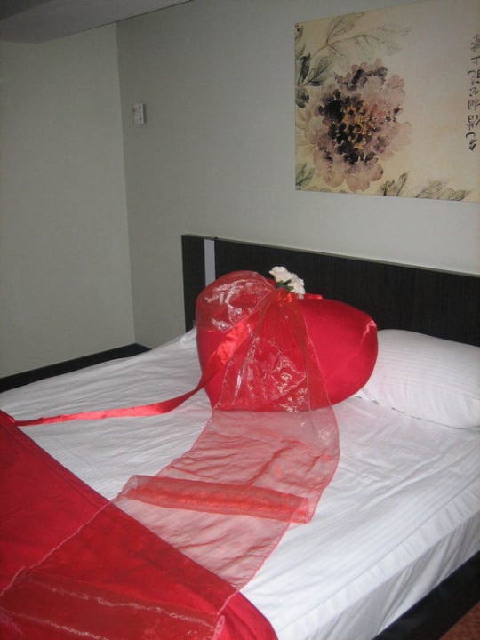 Honeymoon bed Limak Lara Deluxe Hotel & Resort
