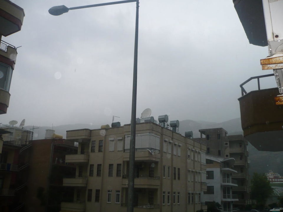 Balkonblick rechts Hotel Kleopatra Alis