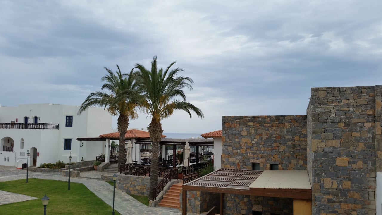Blick auf das kretische Restaurant  Creta Maris Resort