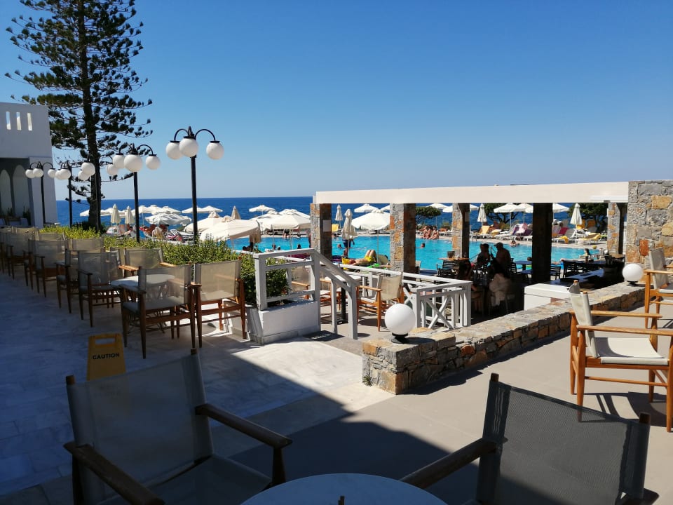 Außenansicht Maritimo Beach Hotel