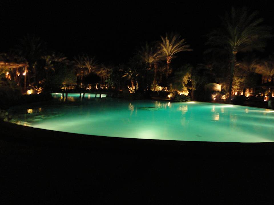 Abends beleuchtet Grand Makadi