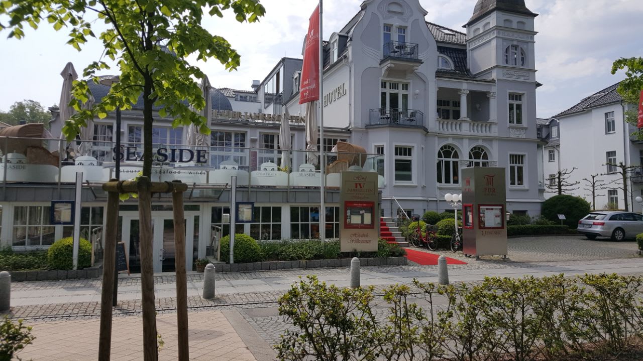 Lobby Hotel Vier Jahreszeiten Kühlungsborn