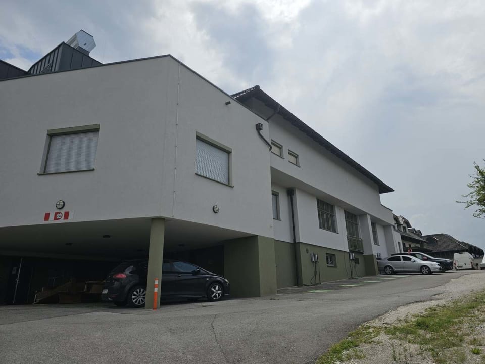 Außenansicht 1A Landhotel Schicklberg