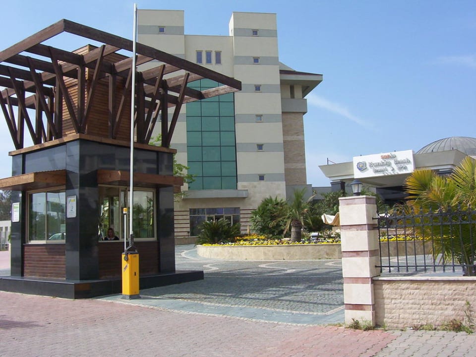 Eingang Sunis Kumköy Beach Resort Hotel & Spa