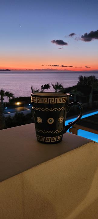 Außenansicht Hotel Kakkos Bay