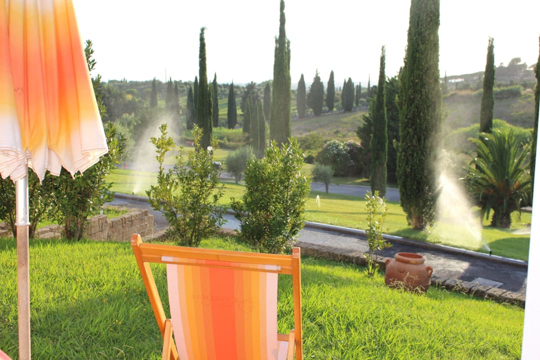 Ausblick vom Appartement Il Pelagone Hotel & Golf Resort Toscana