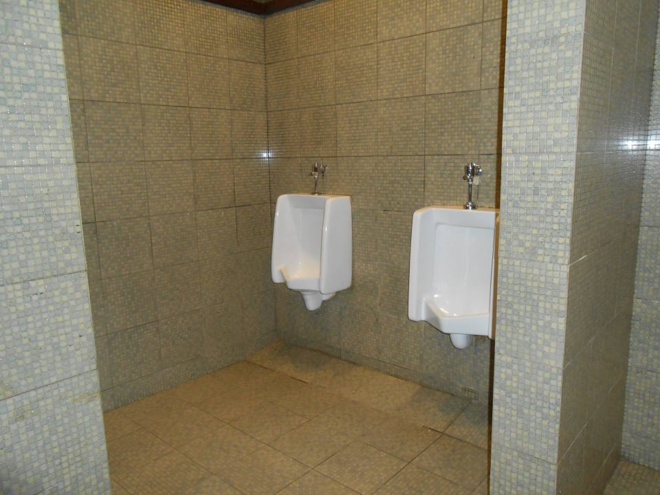 WC im Lobbybereich. Hotel Jetwing Beach