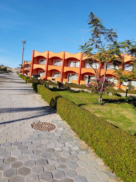 Außenansicht Three Corners Happy Life Beach Resort