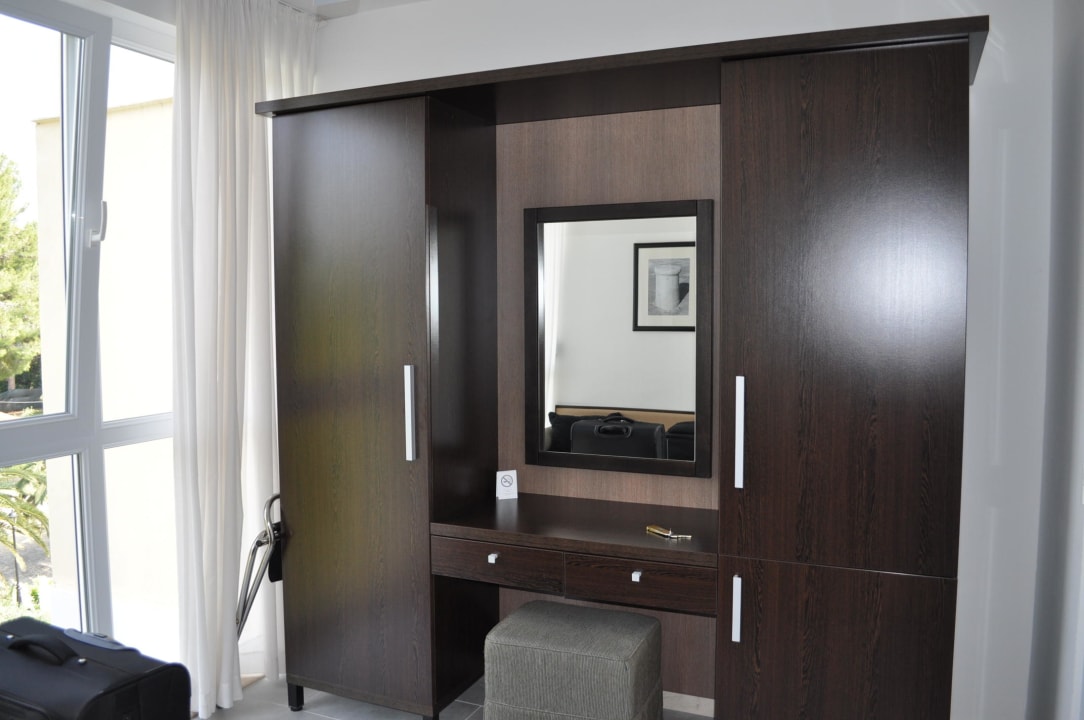 Junior Suite Vorraum Waterman Svpetrvs  Resort