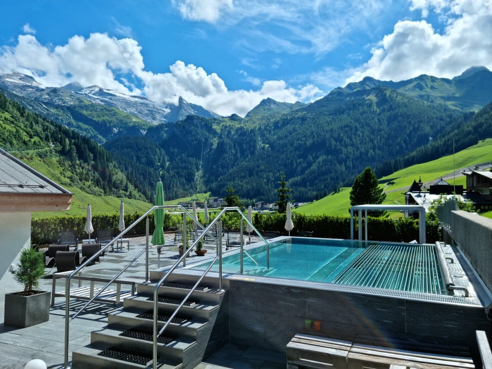 Sport & Freizeit Hotel Berghof Crystal SPA & Sports Hintertux