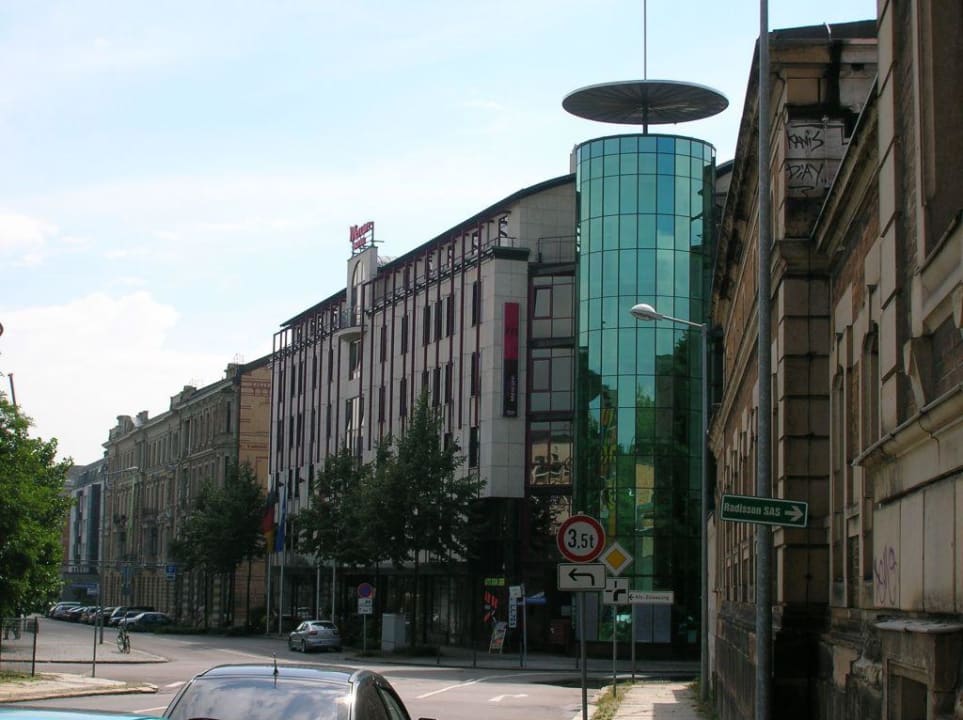 Aussenansicht Dorint Hotel Leipzig