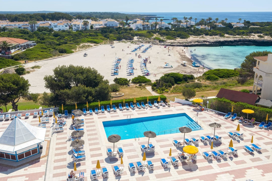 Pool Globales  Cala'n Bosch