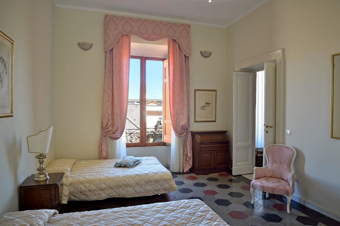 Family Apartment  Hotel Le Clarisse al Pantheon