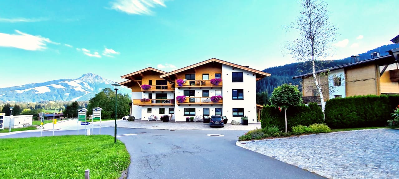 Außenansicht KaiserMoments _ Appartement & Lofts