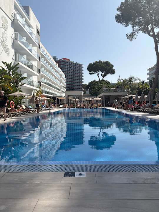 Pool Hotel Riu Concordia