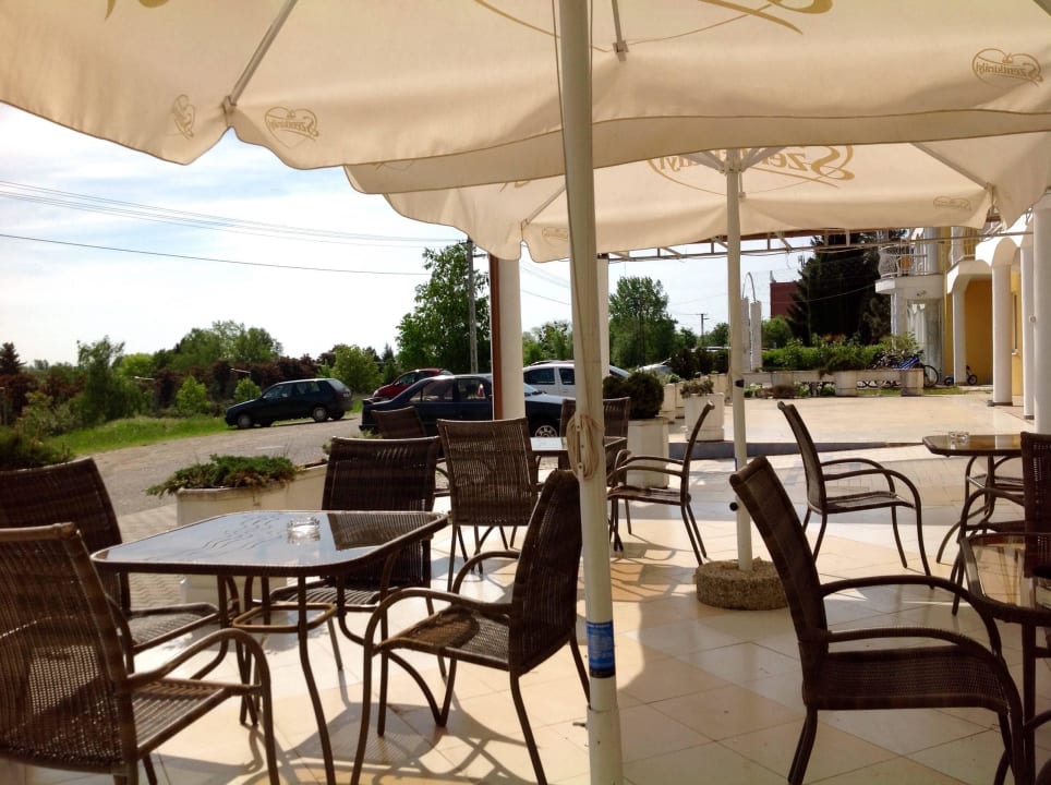 Terrasse vor dem Restaurant  Hotel Venus