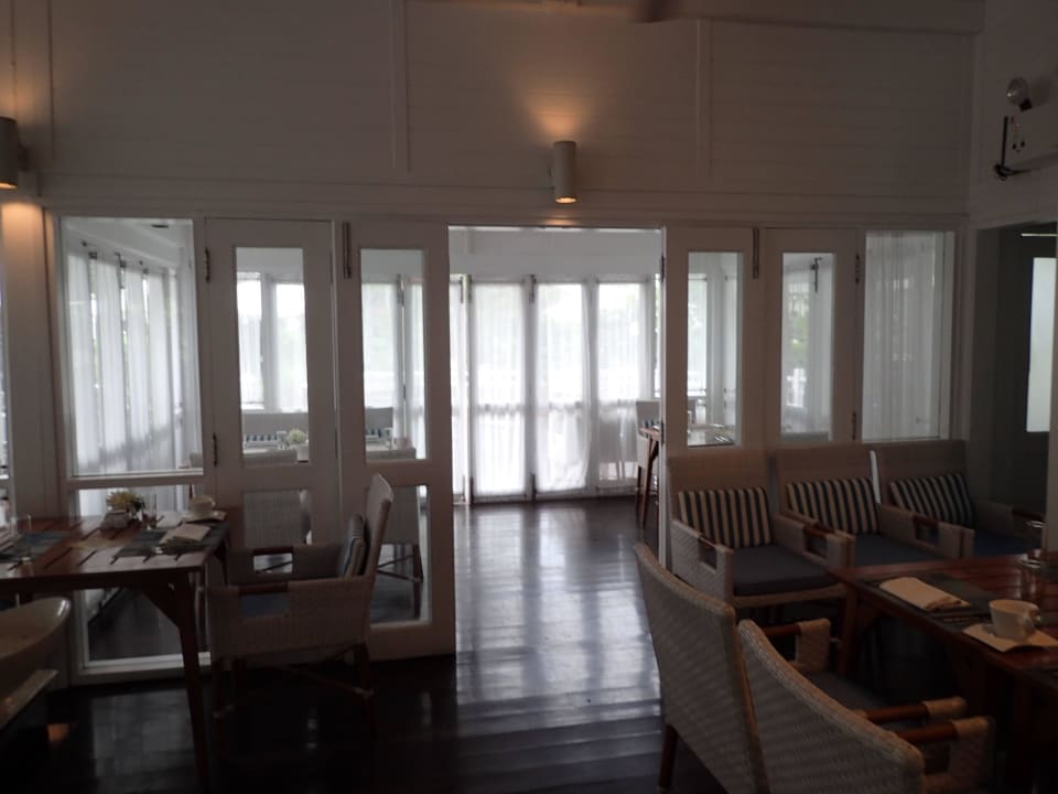 Beim Frühstück Centara Grand Beach Resort & Villas Hua Hin