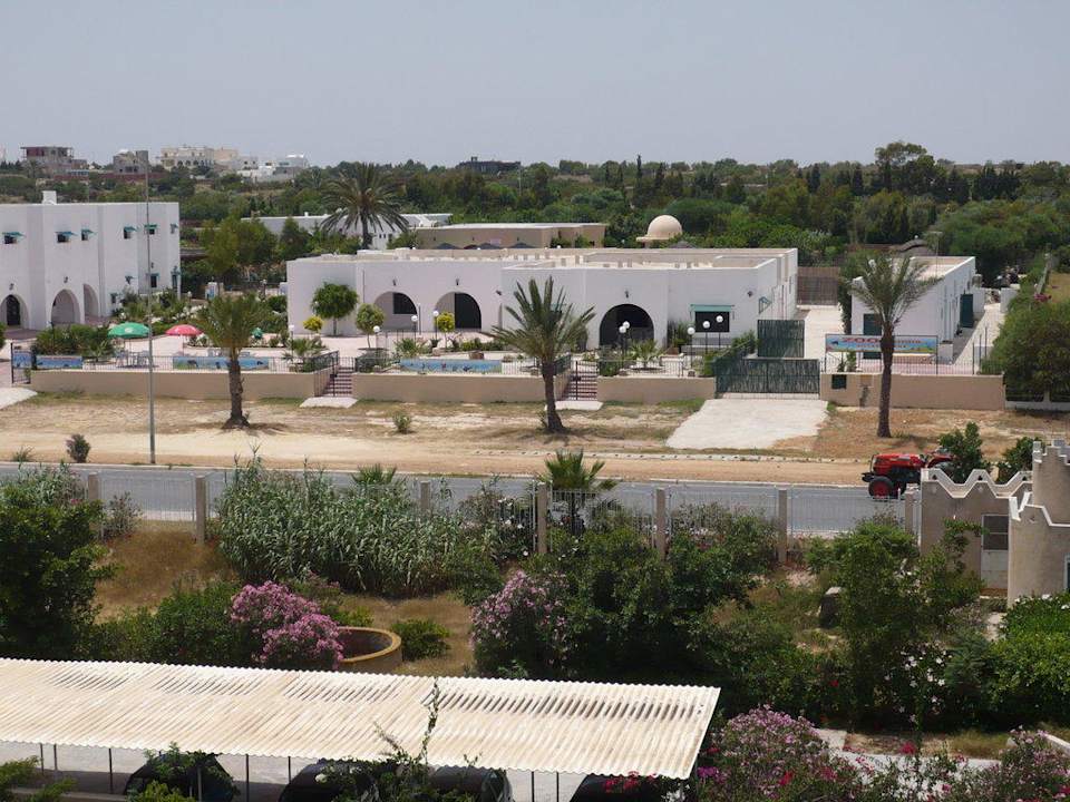 Blick zum Zoo vom Balkon Mahdia Beach & Aquapark