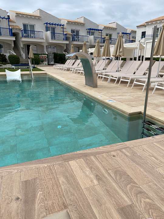 Pool Parque Nereida Suites Hotel