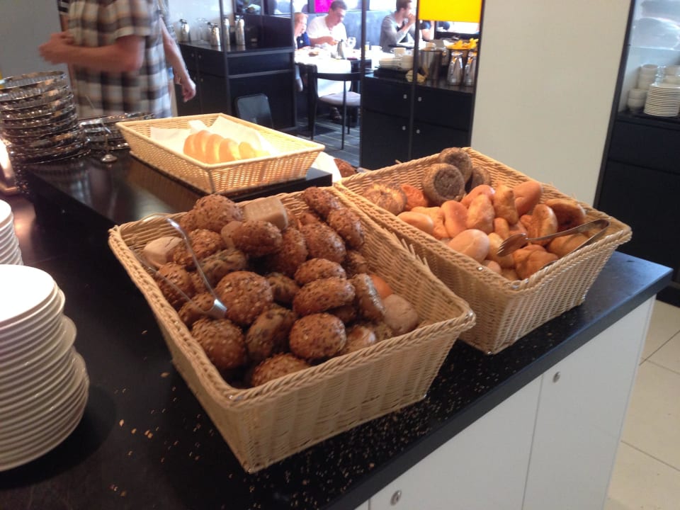 Frühstücksbuffet Vienna House by Wyndham Andel's Berlin