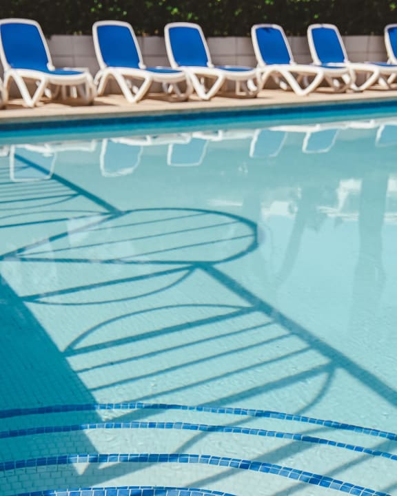 Pool Guya Wave Hotel