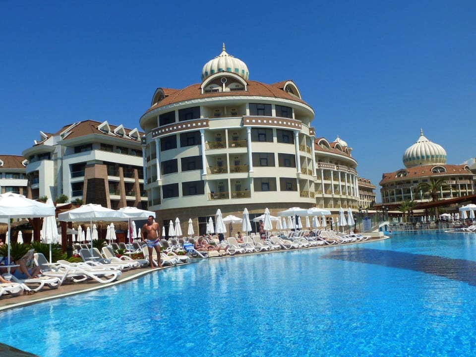Pool Kirman Belazur Resort & Spa