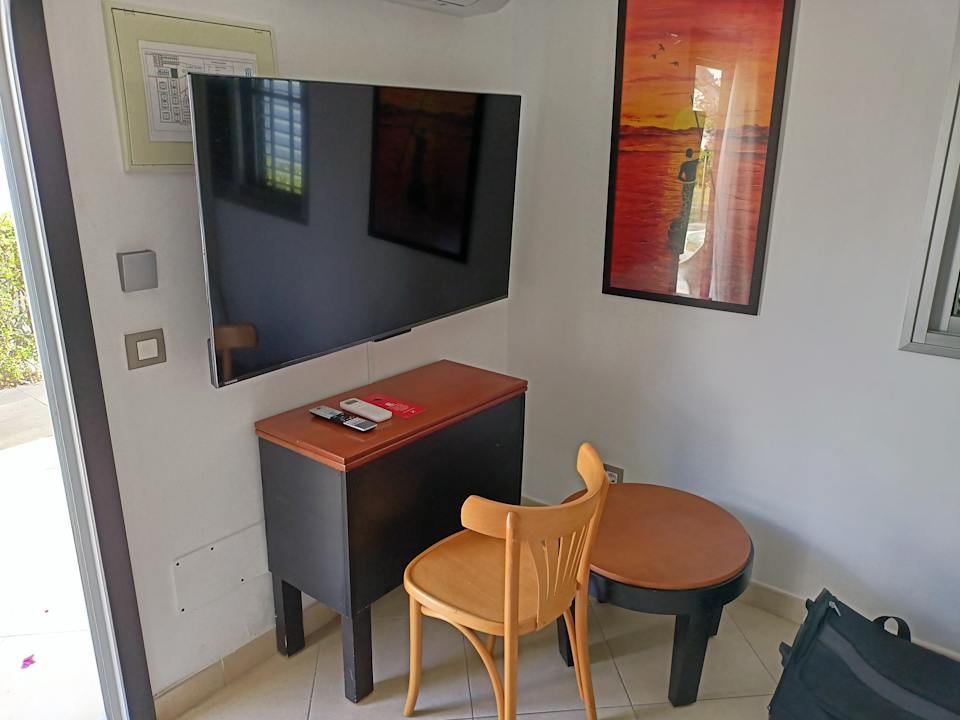 Zimmer HL Miraflor Suites Hotel