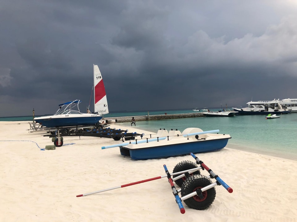 Strand Kuredu Island Resort & Spa