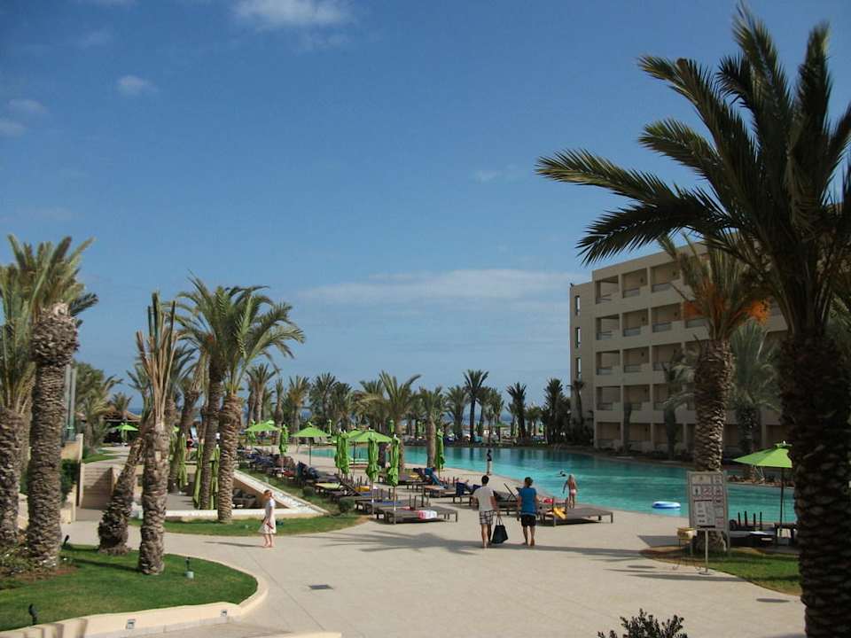 Poolanlage Hotel Rosa Beach