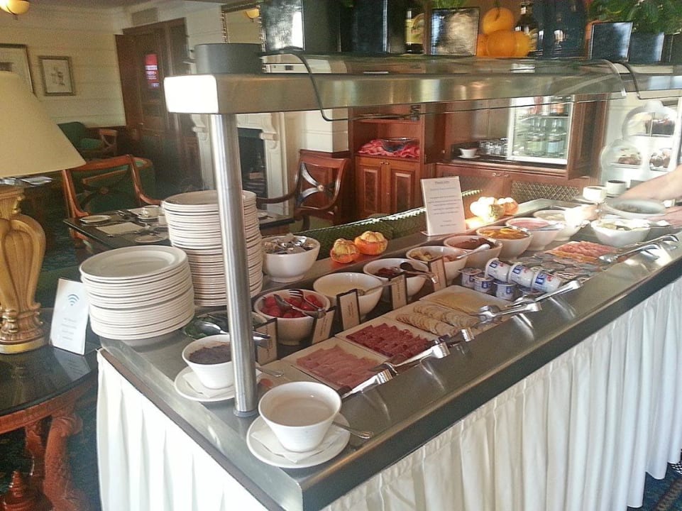 Frühstück Executive Club Lounge Hilton Malta