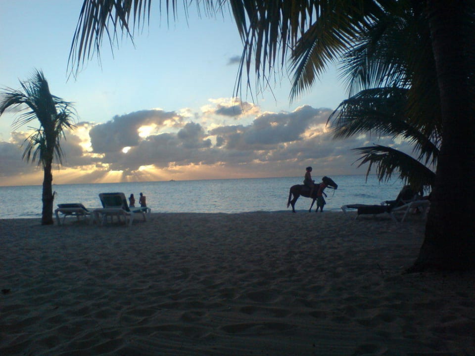 Sonnenuntergang Charela Inn Hotel