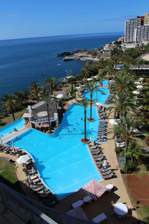 Blick zum Pool Pestana Promenade Ocean Resort Hotel