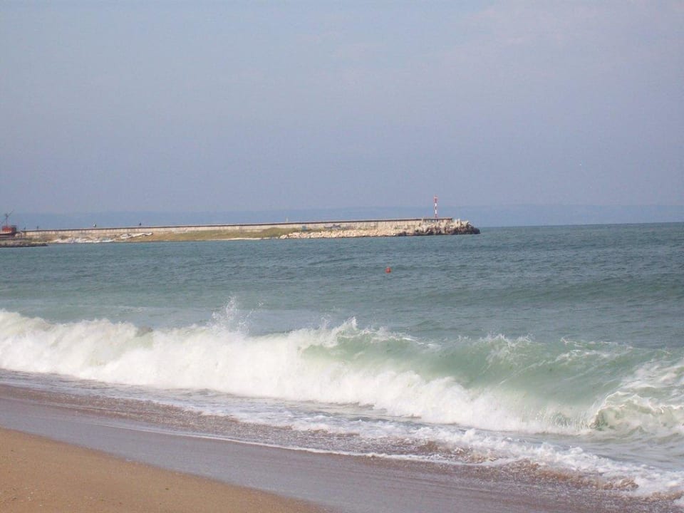 Ausblick auf Leuchtturm Luna Beach Hotel
