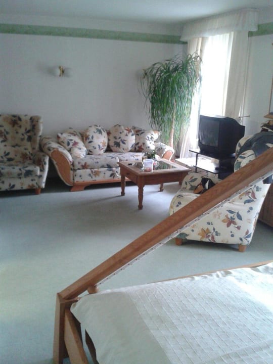 Schönes großes Zimmer Hotel zum Schwan