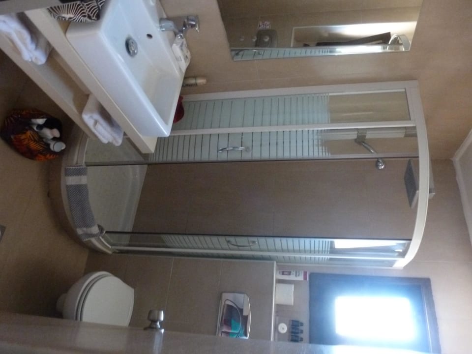 Badezimmer Hotel Lagomandra Beach