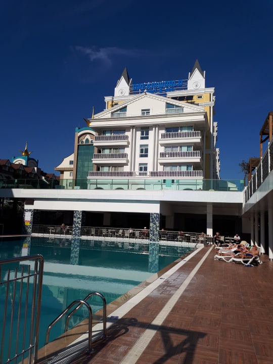 Außenansicht Dream World Resort & Spa